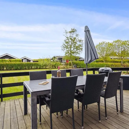 Holiday home Elvina - 200m From The Sea In Se Jutland By Interhome *