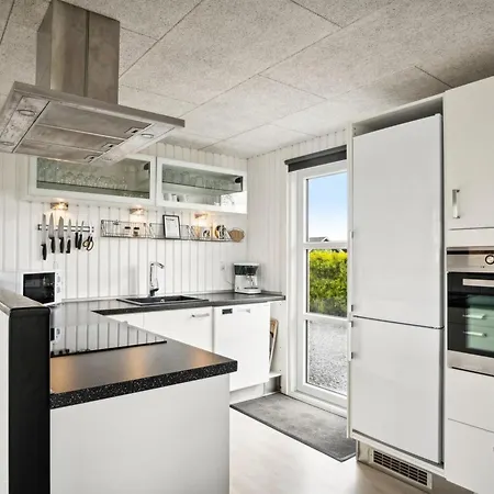 Elvina - 200m From The Sea In Se Jutland By Interhome