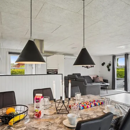 Elvina - 200m From The Sea By Interhome Prázdninový dům