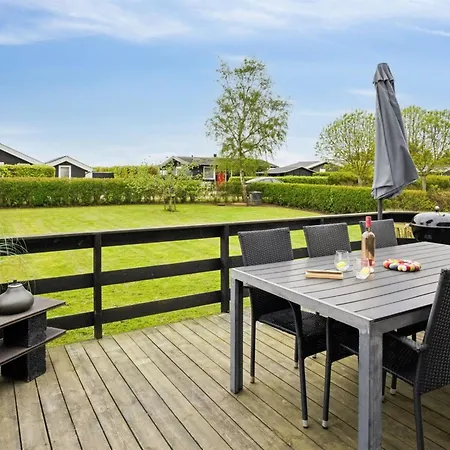 Elvina - 200m From The Sea By Interhome Haderslev