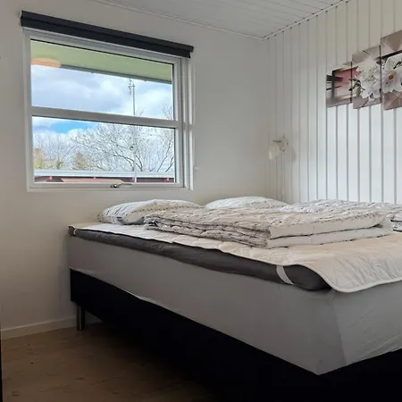 Dom wakacyjny Elvina - 200m From The Sea By Interhome Haderslev