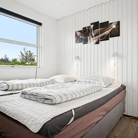 Dom wakacyjny Elvina - 200m From The Sea By Interhome Haderslev