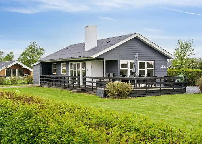 Elvina - 200m From The Sea By Interhome Holiday home *