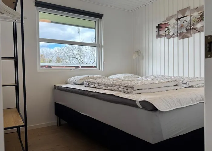 Elvina - 200m From The Sea By Interhome *